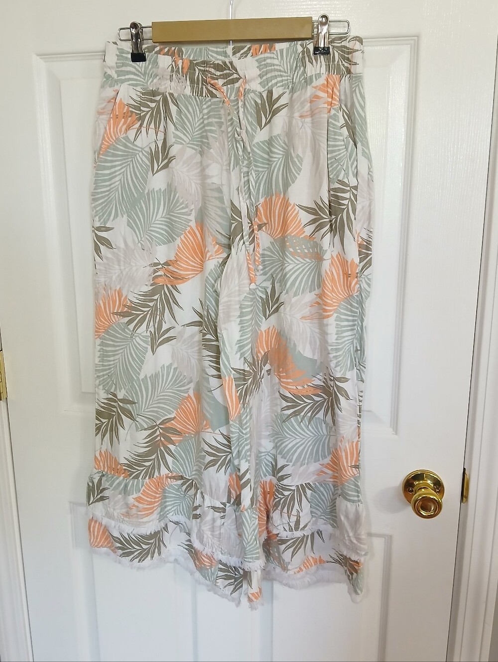 Cato Tropical Palm Leaf Print Ruffled Hem Wide Leg Pants Beach Resortwear Boho